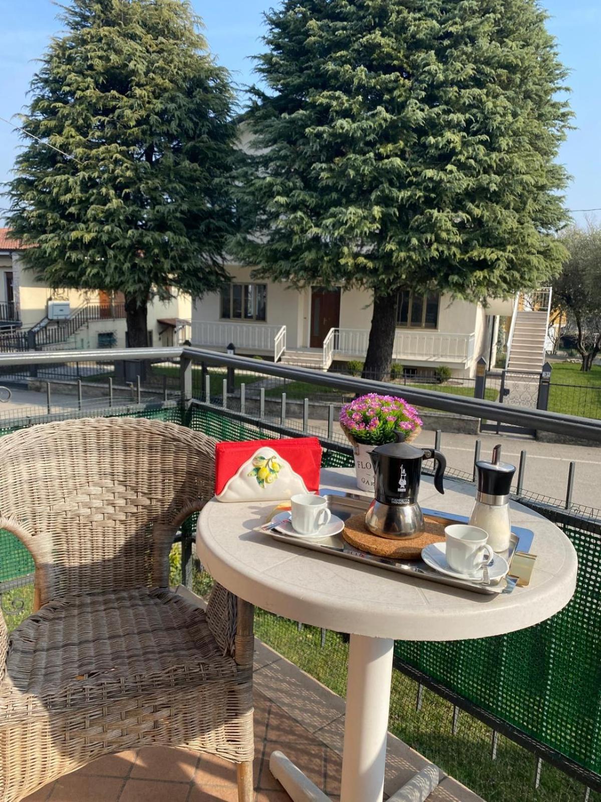 Garda Art&Lake Peschiera del Garda Exterior photo